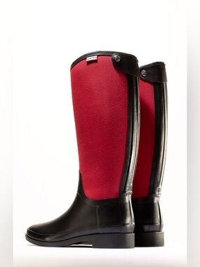 Hunter Women's Exclusive Red Bessy Zip Black Boot Size 5